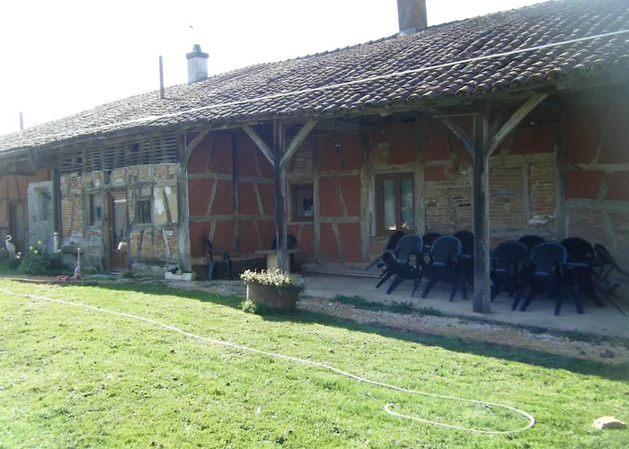 A La Poularde Hébergement de vacances Curciat-Dongalon
